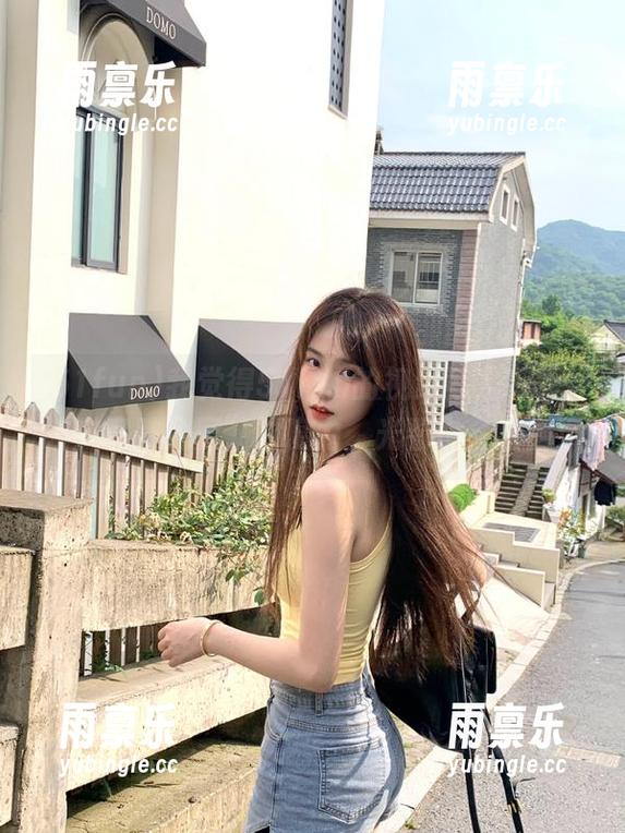 51fun 我觉得51fun的视频可是有种“让人肩跌几度”的魔力,光看也会上瘾!
