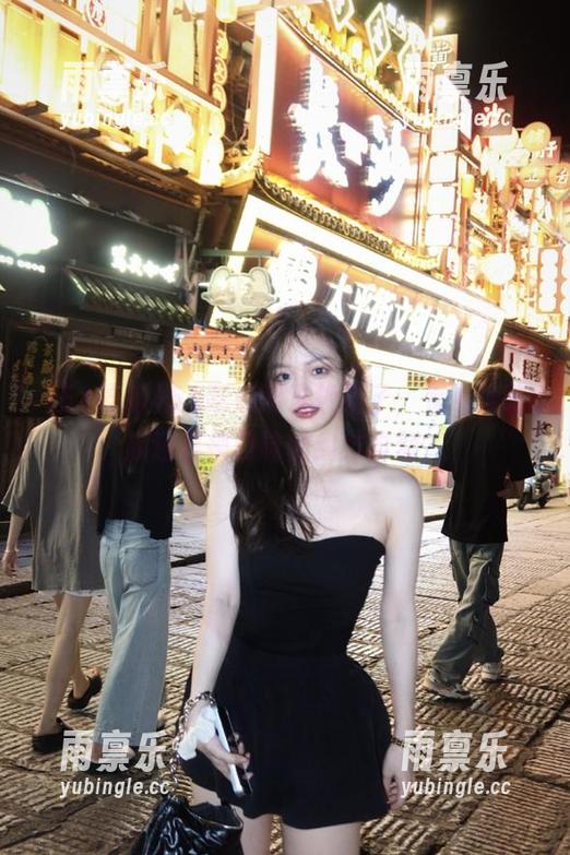 51吃瓜 51吃瓜网址换新了,是继续吃瓜还是换口味的纠结时刻?