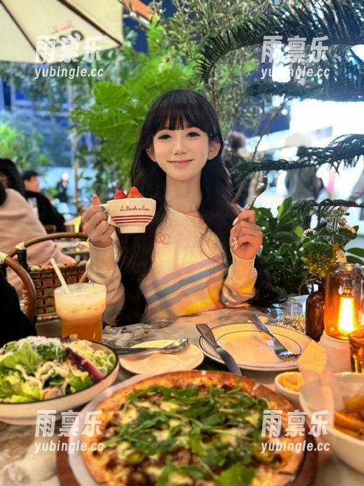 还没登录呢，51吃瓜的“爆料”就让我心中产生了莫名期待，难道要上演一出大戏？