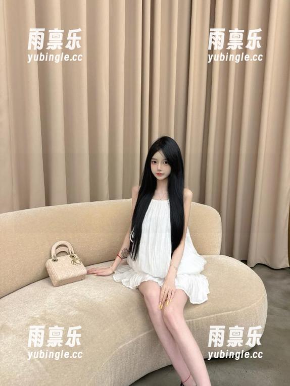 51黑料 如果你用安卓去访问51黑料,可以说是直面黑暗料理后的疯狂反应,不得不佩服这些瓜的独特。