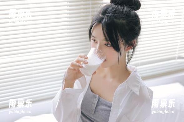 不如放慢脚步，在58吃瓜网静静观看朋友圈的大戏