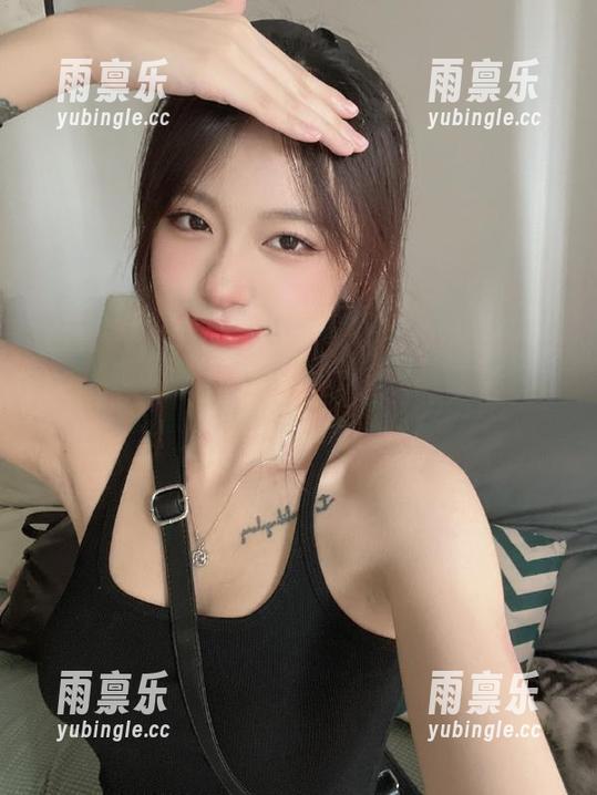 登录91cg.me，老实说，我的心情就像这瓜一样甜…又有点酸！