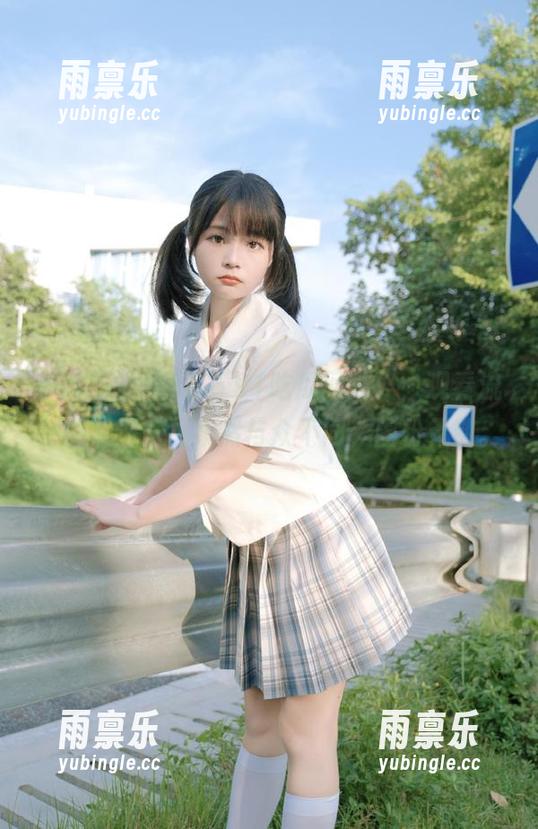 在“91吃瓜网站”，观看流行的八卦站，果然与众不同，圈粉无数。