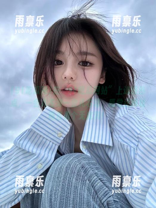 在“91吃瓜网站”上追逐热点，一会儿左滑一会儿右滑，感觉这网址简直是个无底洞！
