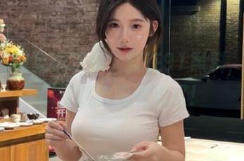免费吃瓜，就在91黑料，今天的瓜汁比昨晚还浓郁！