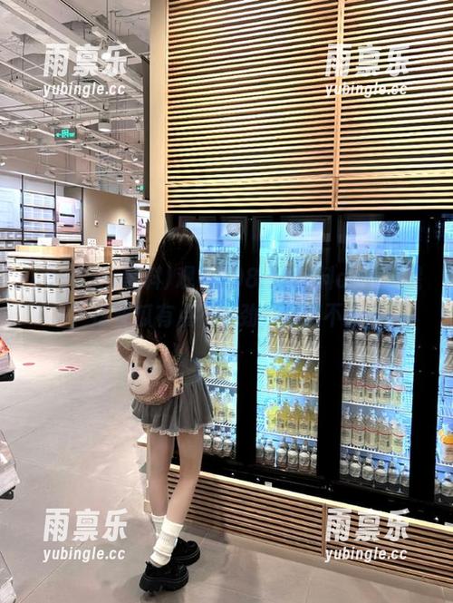 观看998.su黑料cgg，哦？这些瓜有点不对劲，果然不简单