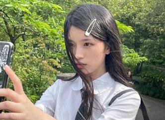 你中招了没？五一吃瓜官网发布了个劲爆话题，感觉又有路人被吸引了！