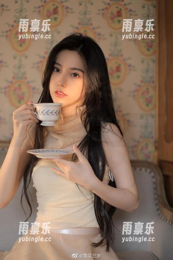 五一吃瓜在线发力，今天的娜娜有没有新奇的瓜？