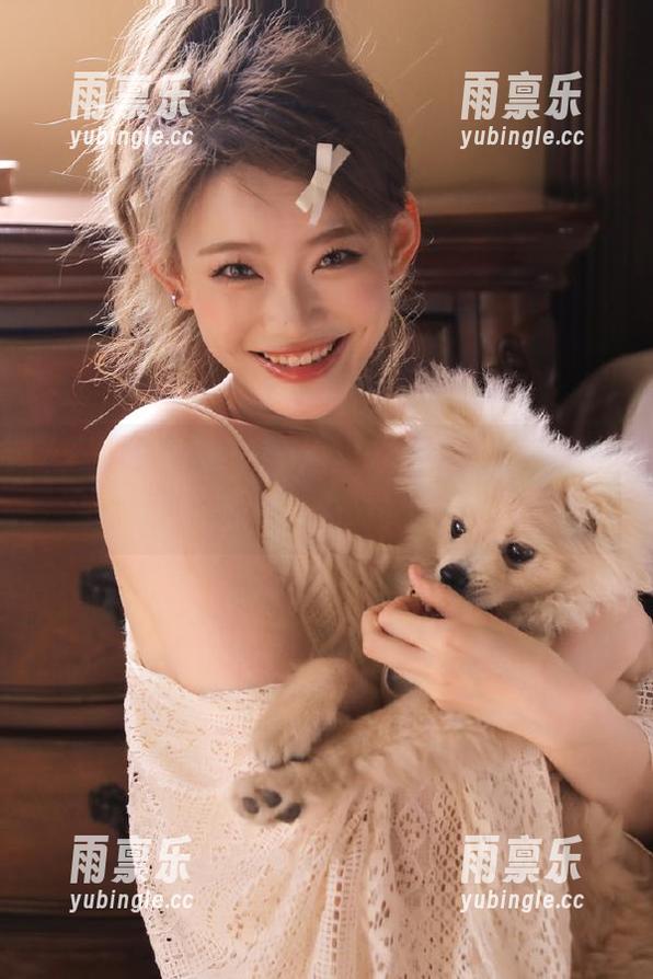 五一吃瓜里的娜娜，传送门一开，瓜不就是必须的吗？