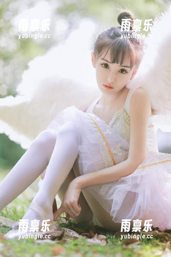 菜单上又添甜瓜？五一吃瓜首页竟然是娜娜的舞台！