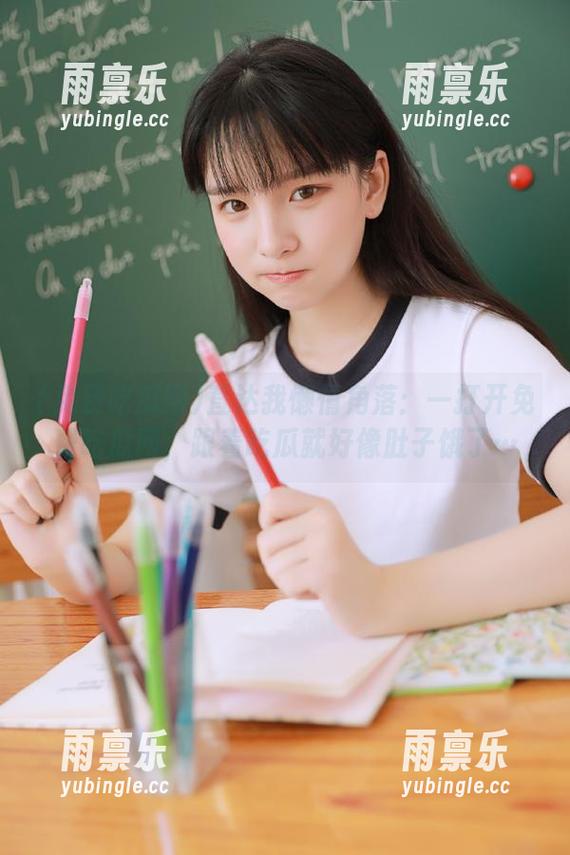 直达我懒惰角落：一打开免费吃瓜网，跟着吃瓜就好像肚子饿了…
