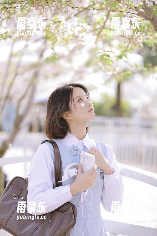 吃瓜网分享的热点，总有让人抖一下的瞬间，你敢顶瓜瓜吗？
