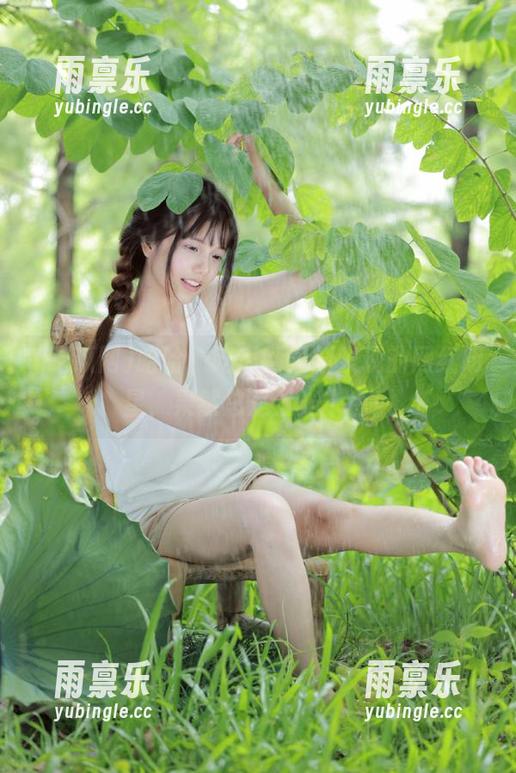 哈哈，吃瓜网最新发现的网红明星，果然总是五光十色！