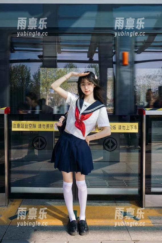 看吃瓜网挺无聊，结果在红黑料里永不迷路了