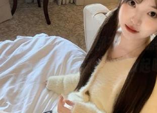 看吧，瓜友们都在在线热聊，快下载‘吃瓜网’和我一起瓜起吧！