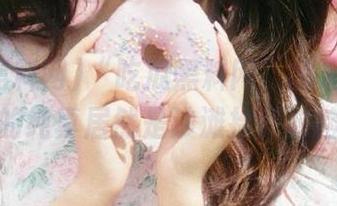 “吃瓜黑料网”的海角闪现：失落的纯真居然是沙滩拾荒时捡到的？