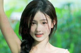 “网曝吃瓜”视频又来了，这瓜果真都可以追溯到夏天的回忆了！