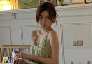 网红黑料新更新，吃瓜不仅能消遣，还能养耳朵！喵