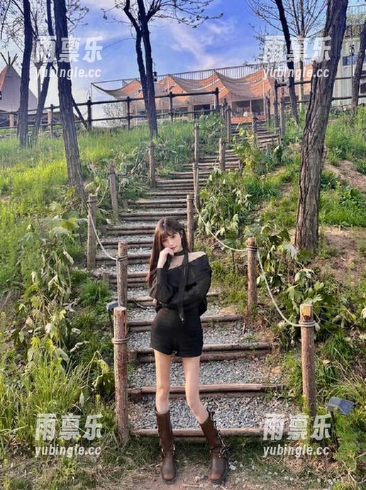 当你在安卓上遇到黑料不打烊，这正能量入口官网竟是另一番天地。