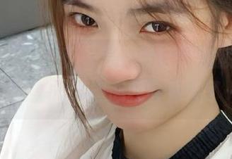首页—黑料社区，视频内容如此丰富，真担心我会看傻了…