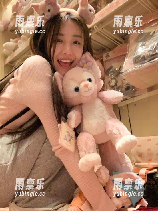 在线花式后台！黑料网让你把好奇心卸到无尽！